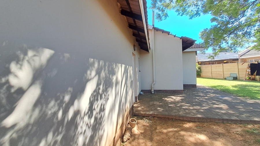 3 Bedroom Property for Sale in Langenhovenpark Free State